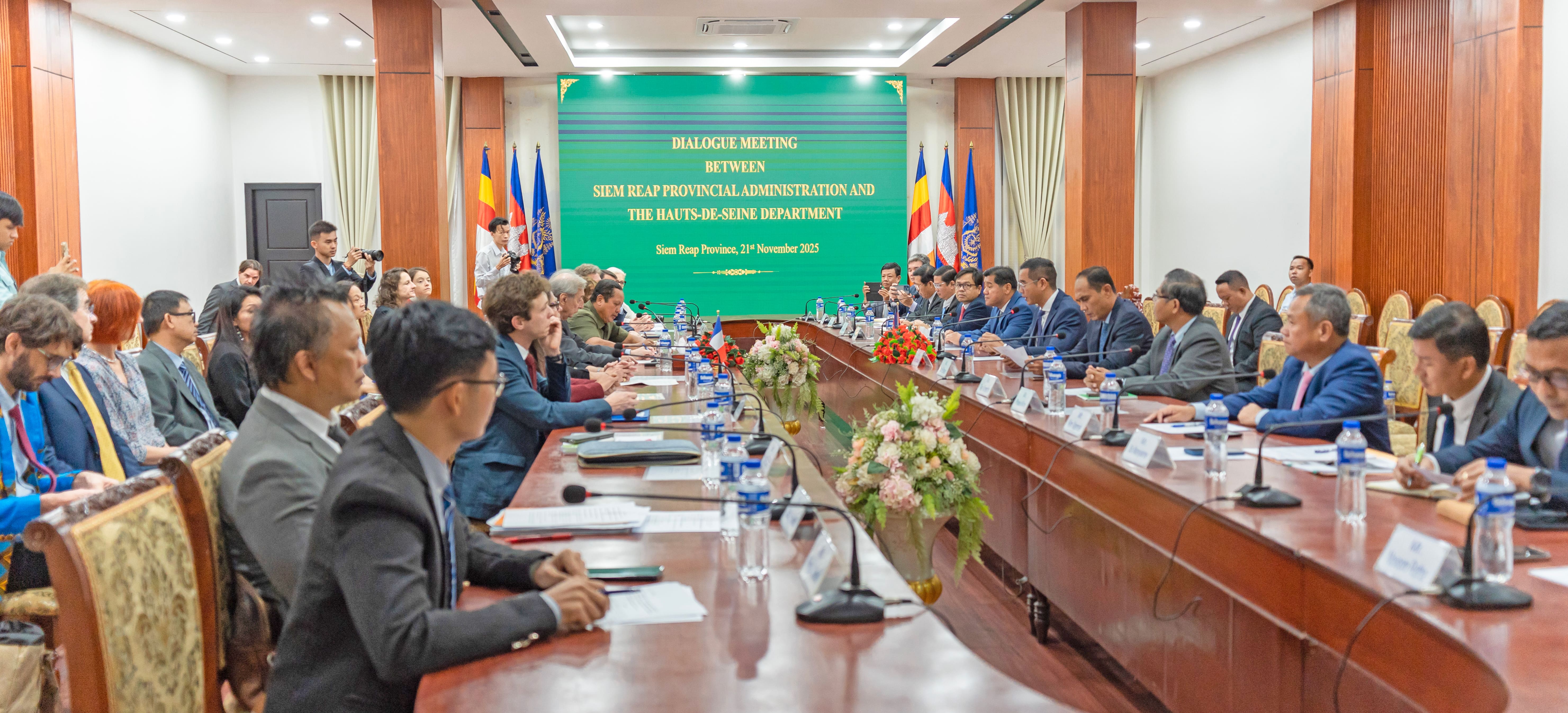 actu-2025-11-visitecd92-cambodge-image (1).jpg 